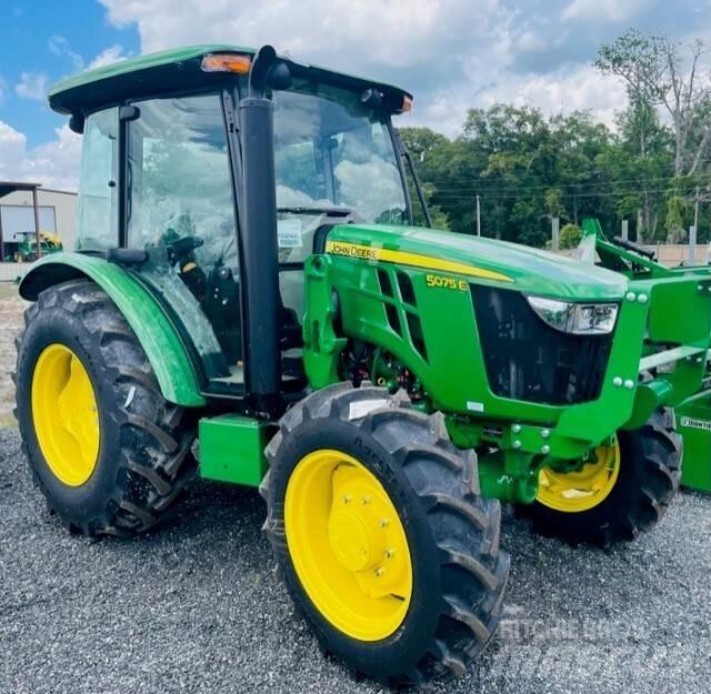 John Deere 5075E Трактори