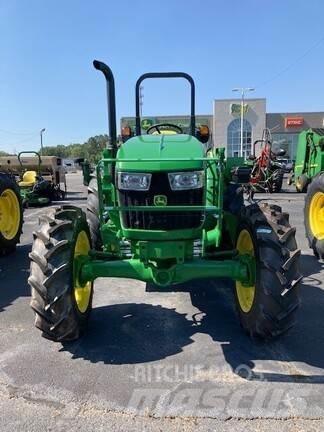 John Deere 5075E Трактори