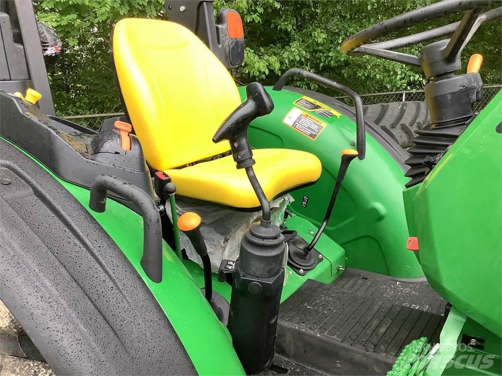 John Deere 5075E Трактори