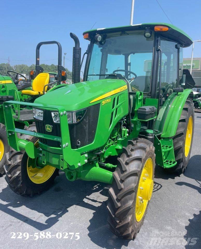 John Deere 5075E Трактори