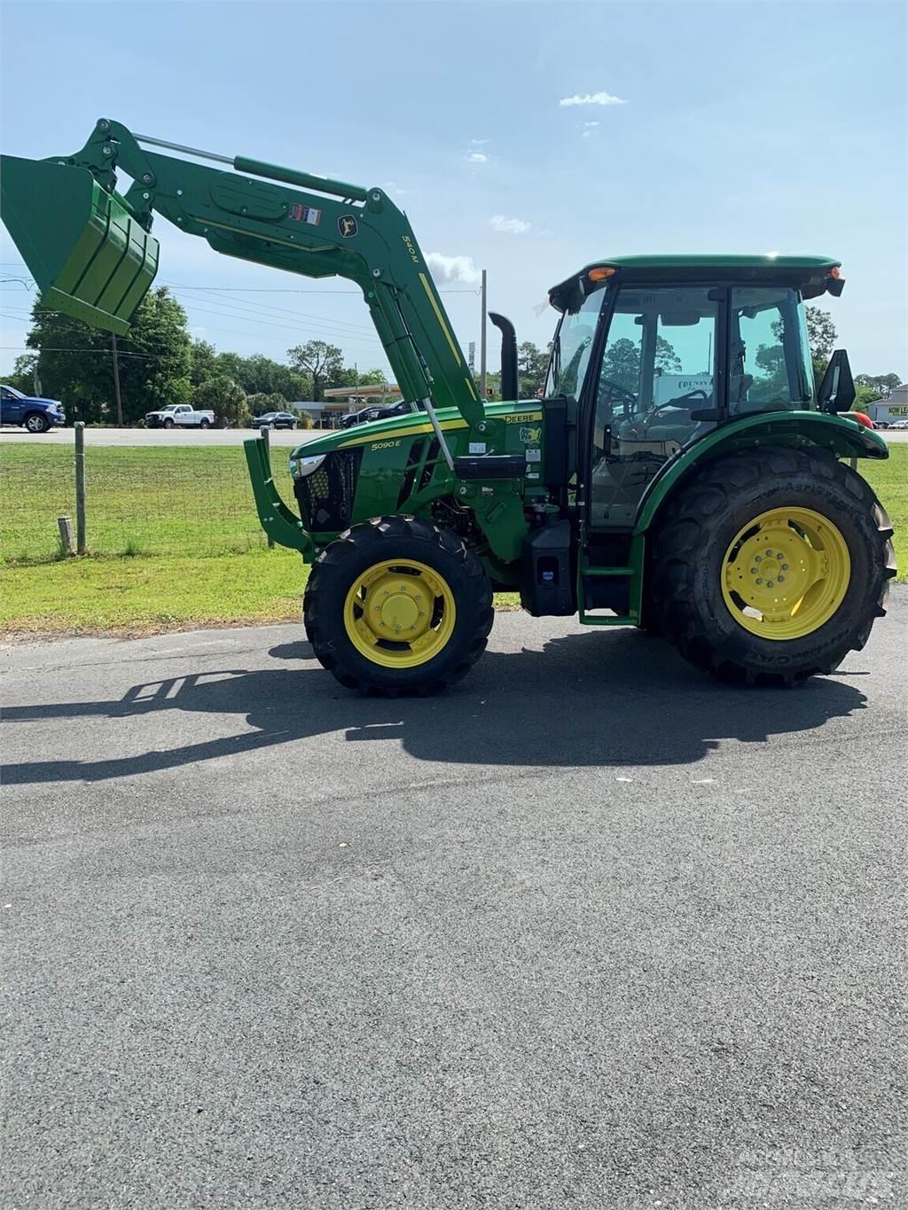 John Deere 5090E Трактори