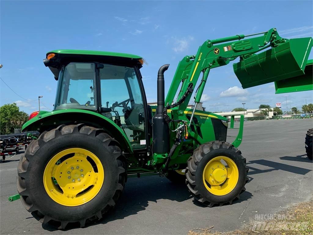 John Deere 5090E Трактори