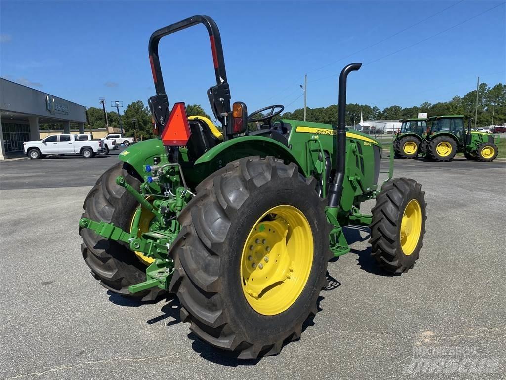 John Deere 5090E Трактори