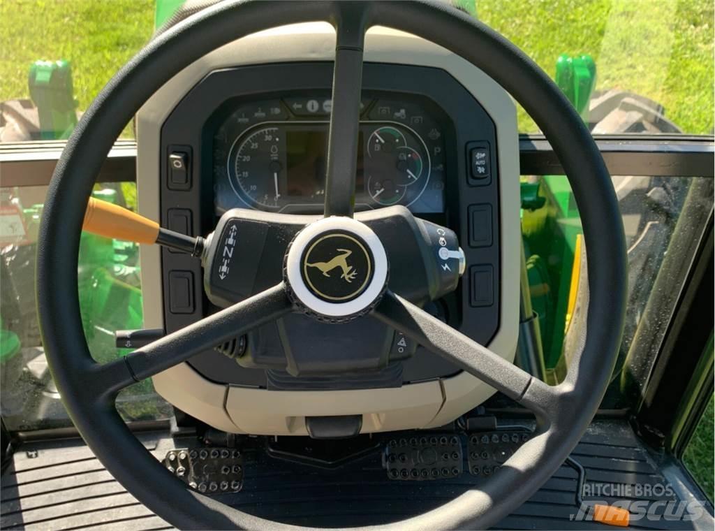 John Deere 5100E Трактори