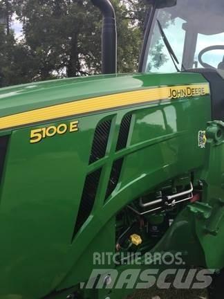 John Deere 5100E Трактори