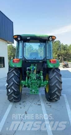John Deere 5100E Трактори
