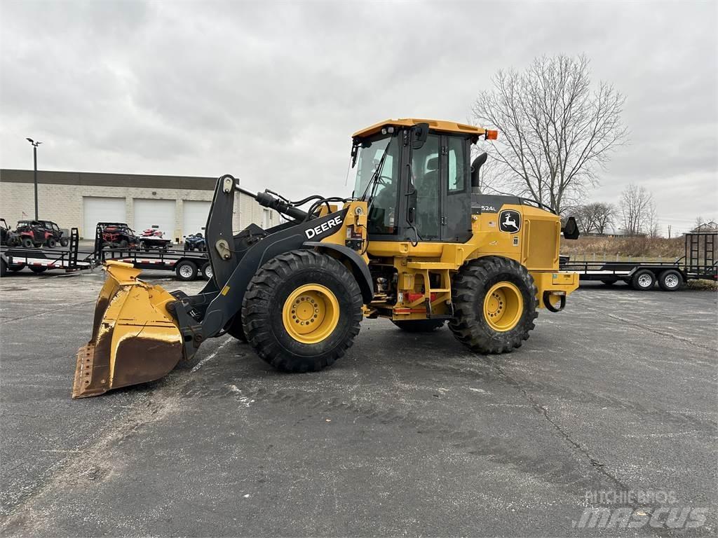 John Deere 524L Фронтальні навантажувачі