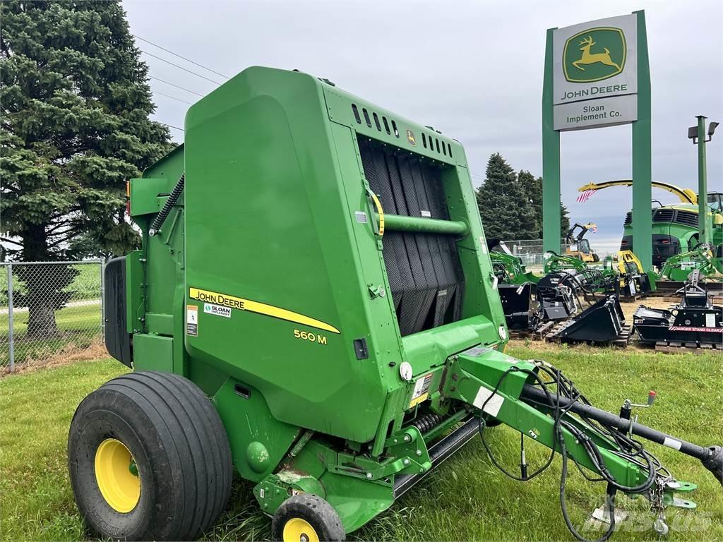 John Deere 560M Рулонні прес-підбирачі