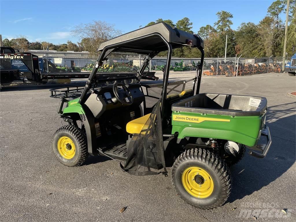 John Deere 590E Підсобні машини