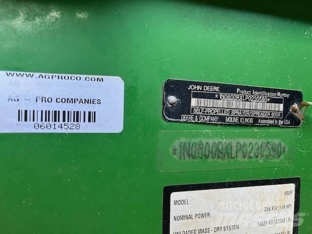 John Deere 600R Причіпні обприскувачі