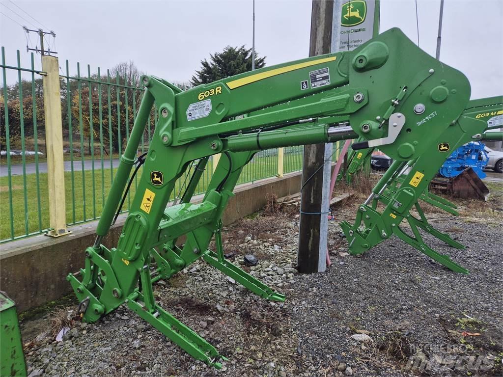John Deere 603R Трактори