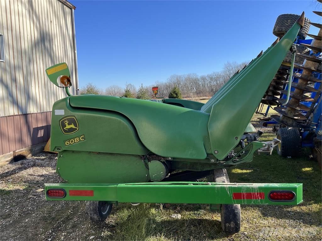 John Deere 608C Додаткове обладнання для збиральних комбайнів