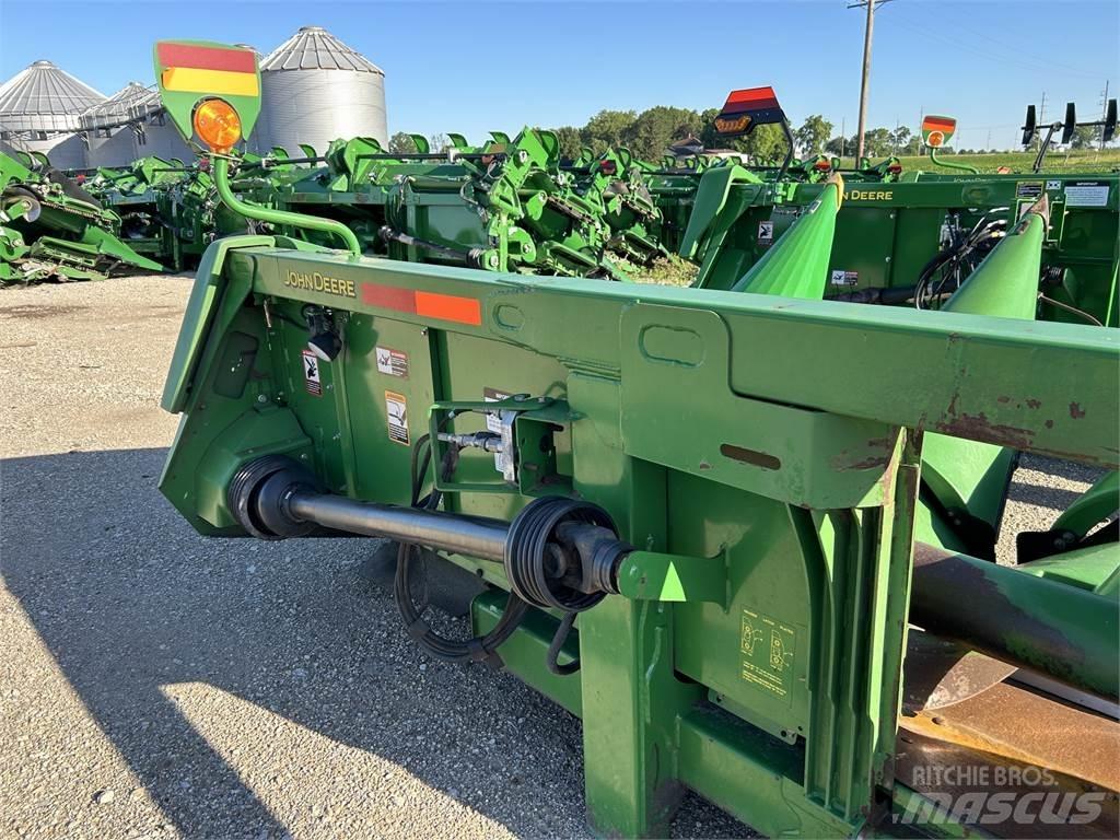 John Deere 608C Додаткове обладнання для збиральних комбайнів