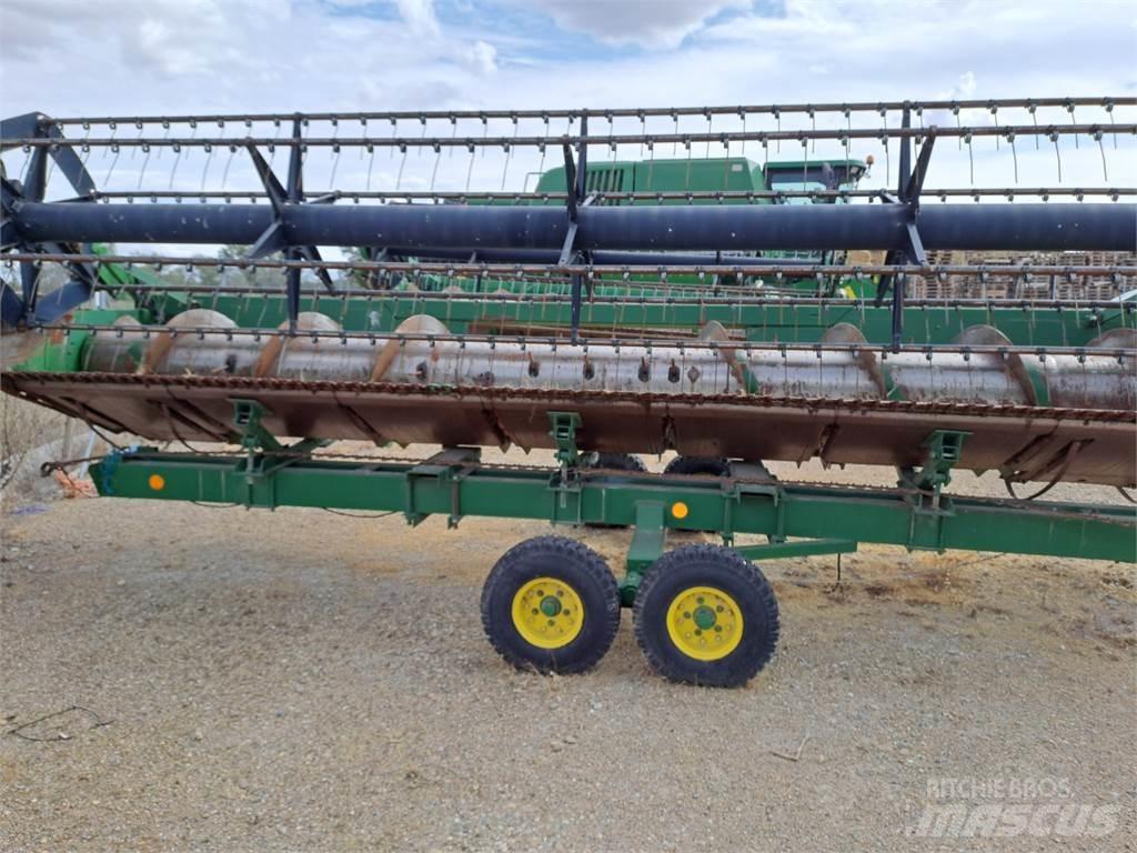 John Deere 620R Додаткове обладнання для збиральних комбайнів