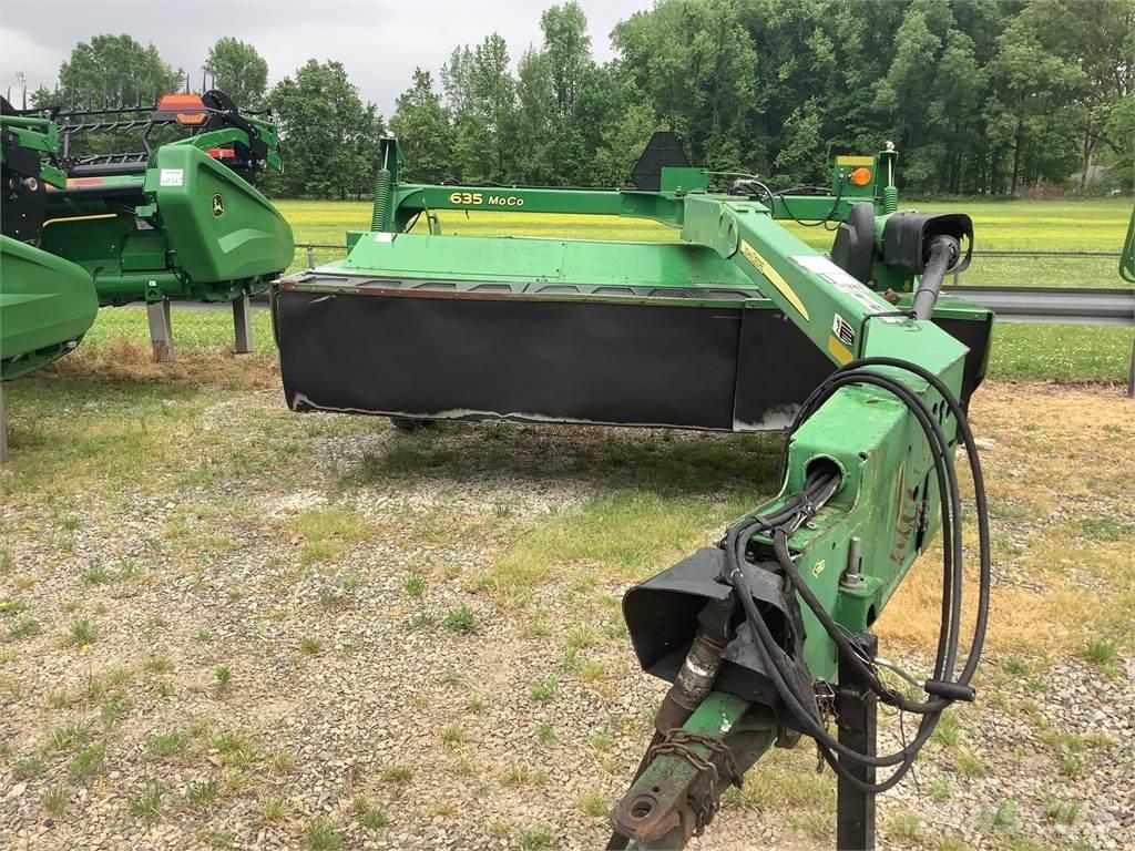 John Deere 635 Косилки-формувачі