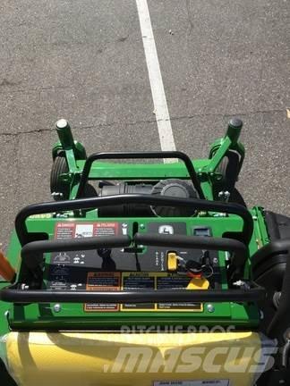 John Deere 648R Самохідні газонокосарки
