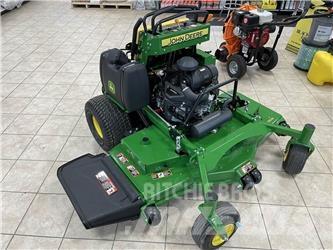 John Deere 661R Самохідні газонокосарки