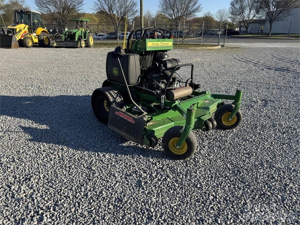 John Deere 661R Самохідні газонокосарки