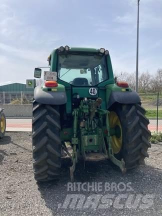 John Deere 6820 Трактори