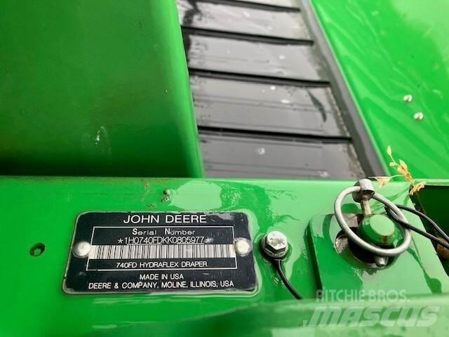 John Deere 712C Додаткове обладнання для збиральних комбайнів