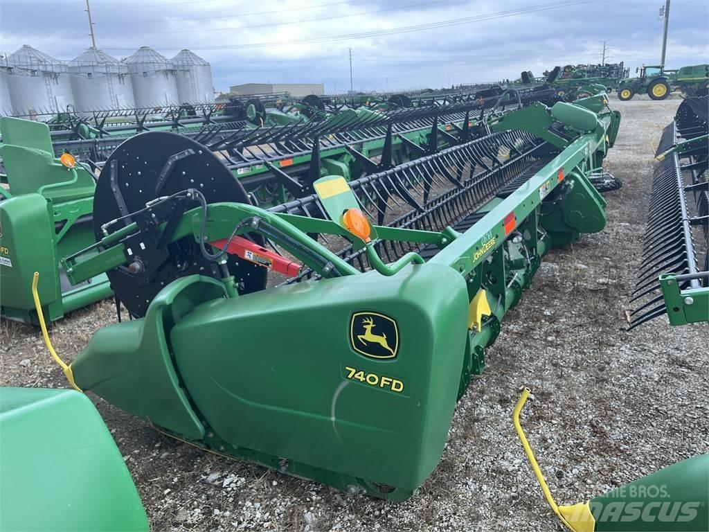 John Deere 740FD Додаткове обладнання для збиральних комбайнів