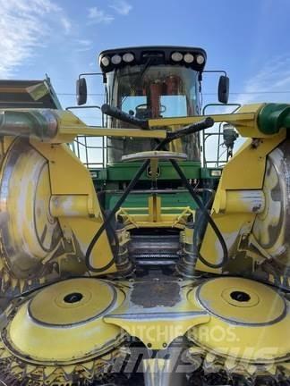John Deere 7700 Фуражні комбайни