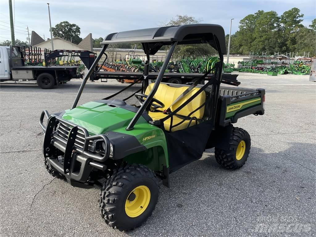 John Deere 815E Підсобні машини