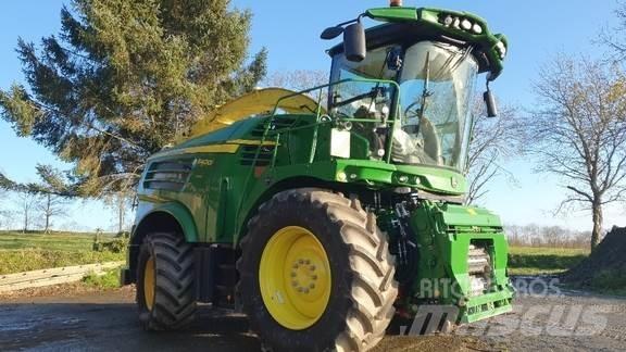John Deere 8400 Фуражні комбайни