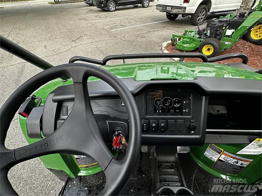 John Deere 855M Підсобні машини