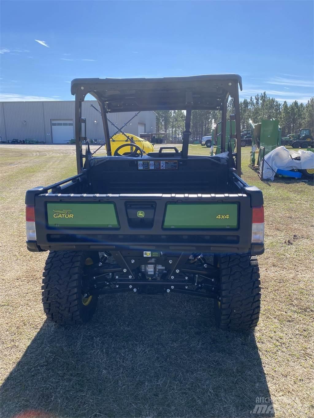 John Deere 865M Підсобні машини