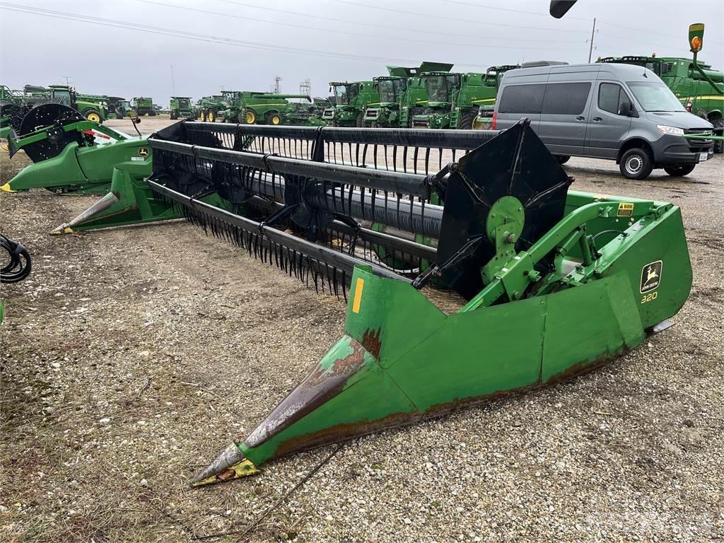 John Deere 920F Додаткове обладнання для збиральних комбайнів