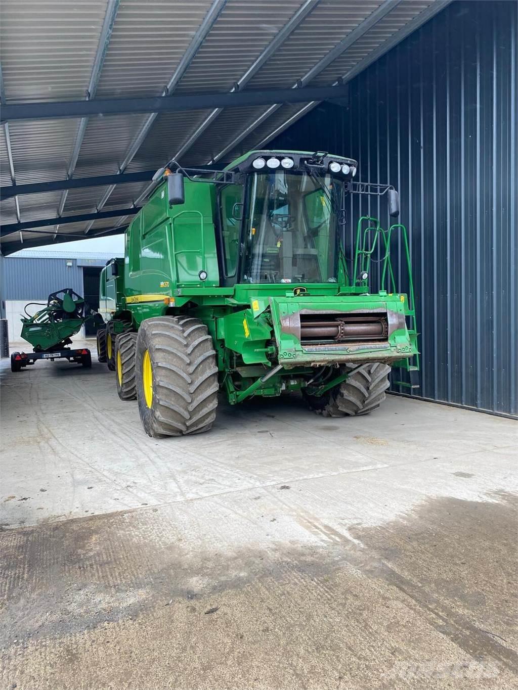 John Deere C670 Зернозбиральні комбайни