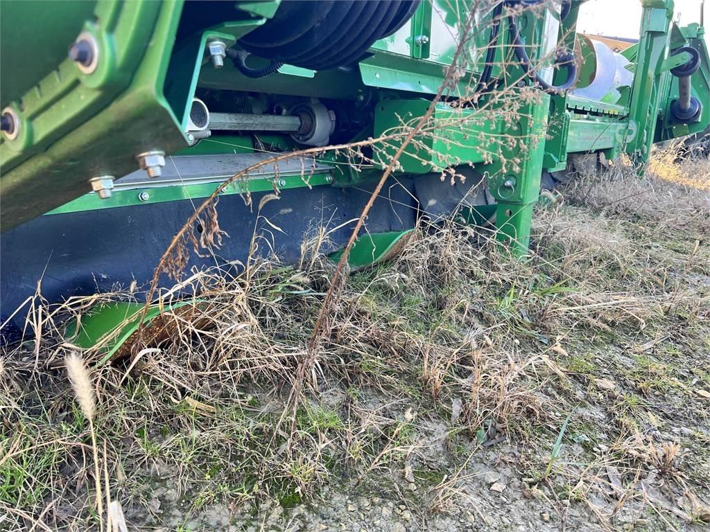 John Deere C8R Додаткове обладнання для збиральних комбайнів