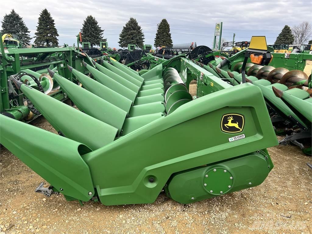 John Deere C8R Додаткове обладнання для збиральних комбайнів