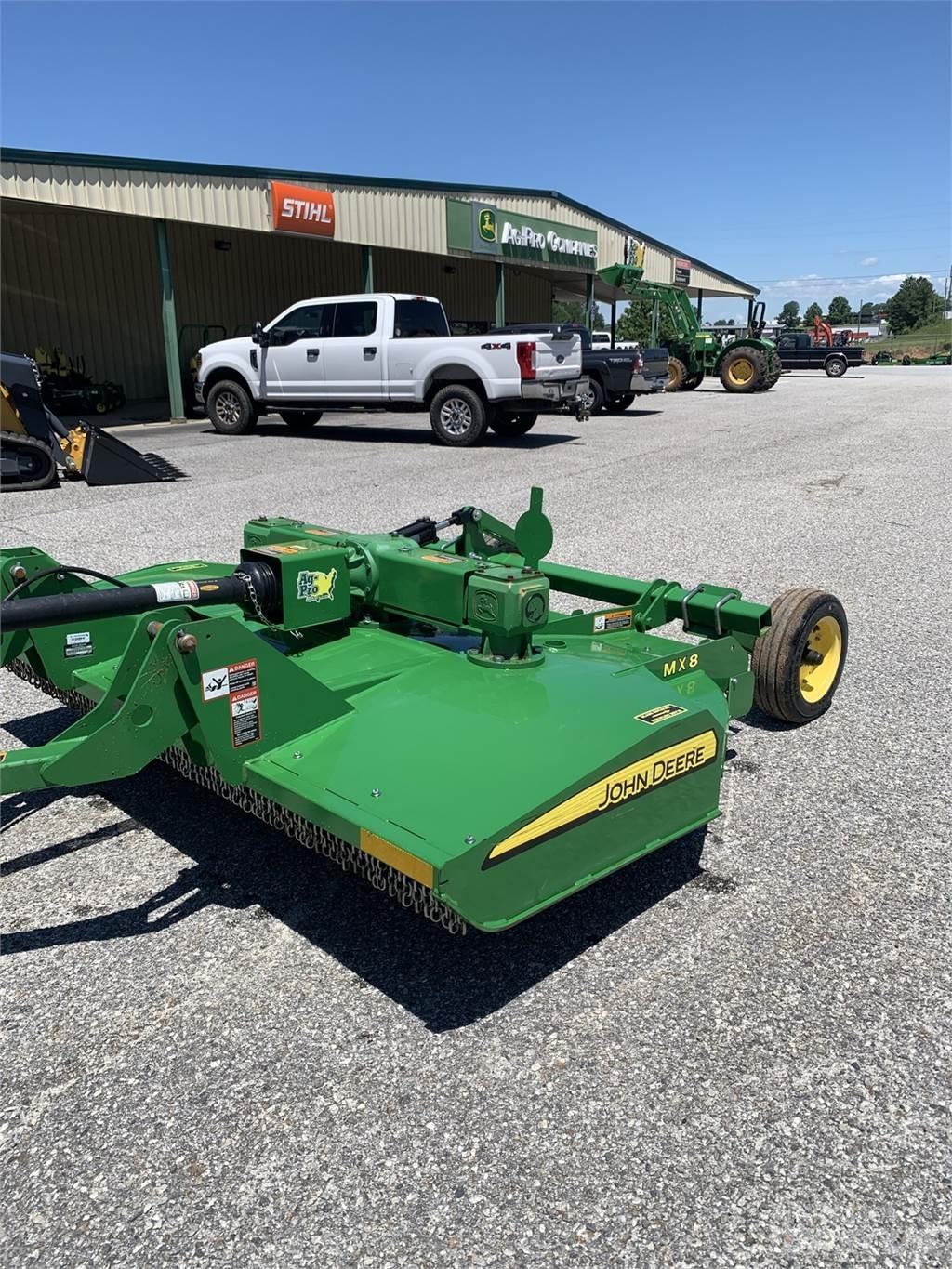 John Deere MX8 Роздрібнювачі, різаки і розпаковувачі тюків