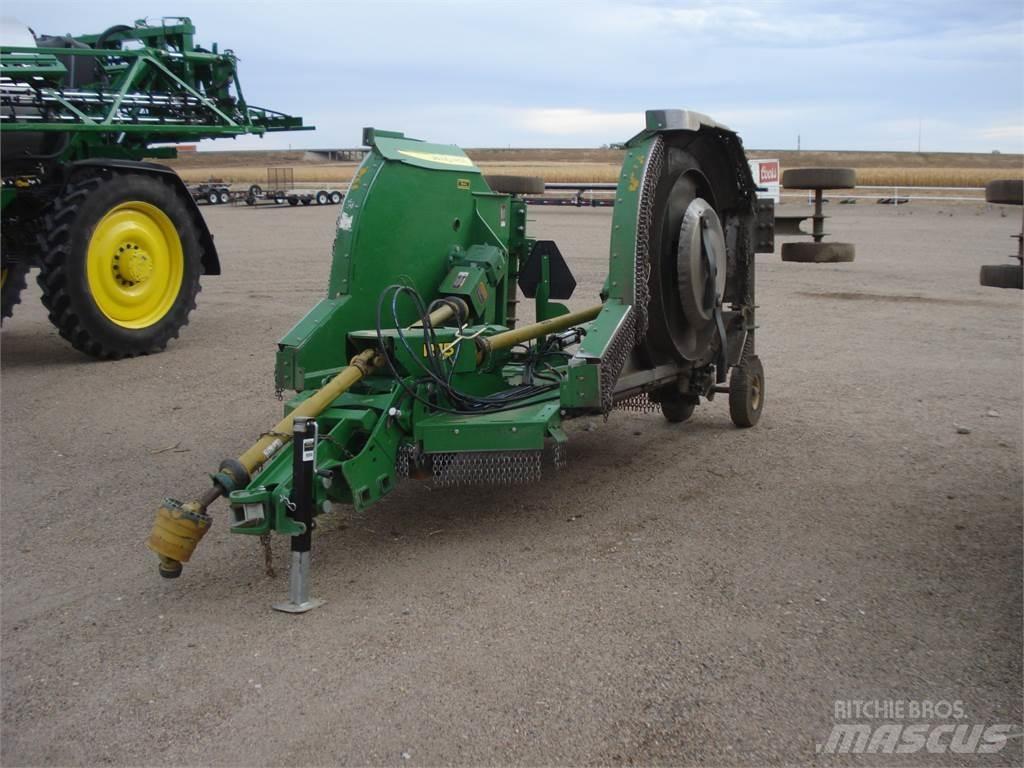 John Deere R15 Роздрібнювачі, різаки і розпаковувачі тюків