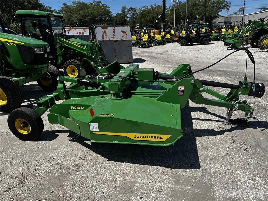 John Deere RC8M Роздрібнювачі, різаки і розпаковувачі тюків