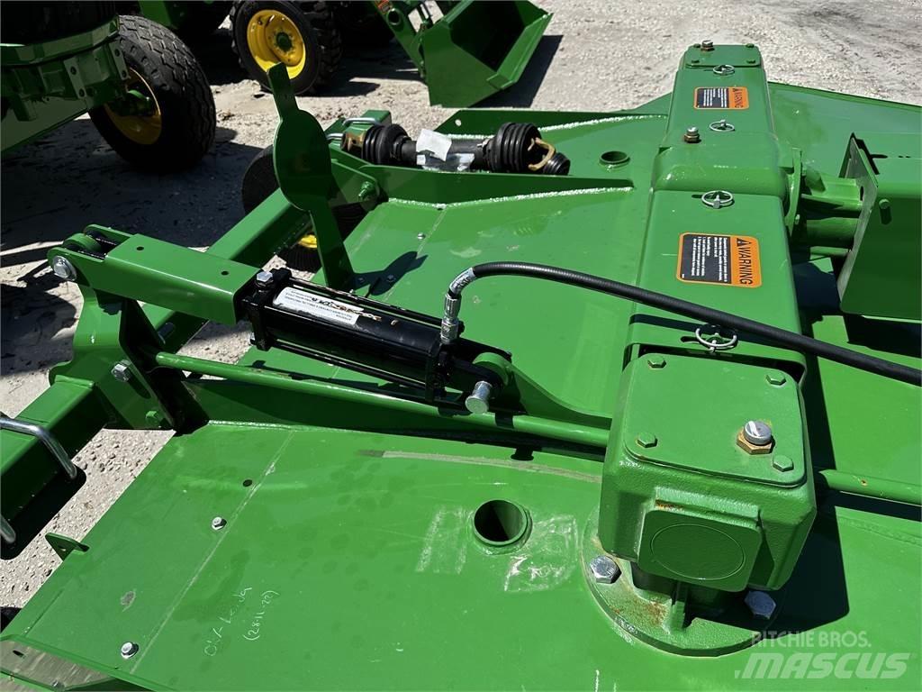 John Deere RC8M Роздрібнювачі, різаки і розпаковувачі тюків