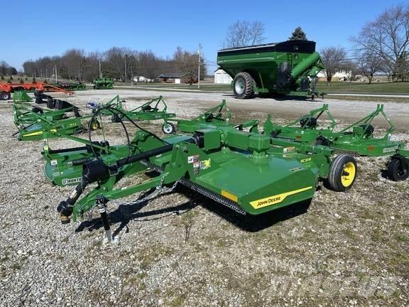 John Deere RC8M Роздрібнювачі, різаки і розпаковувачі тюків