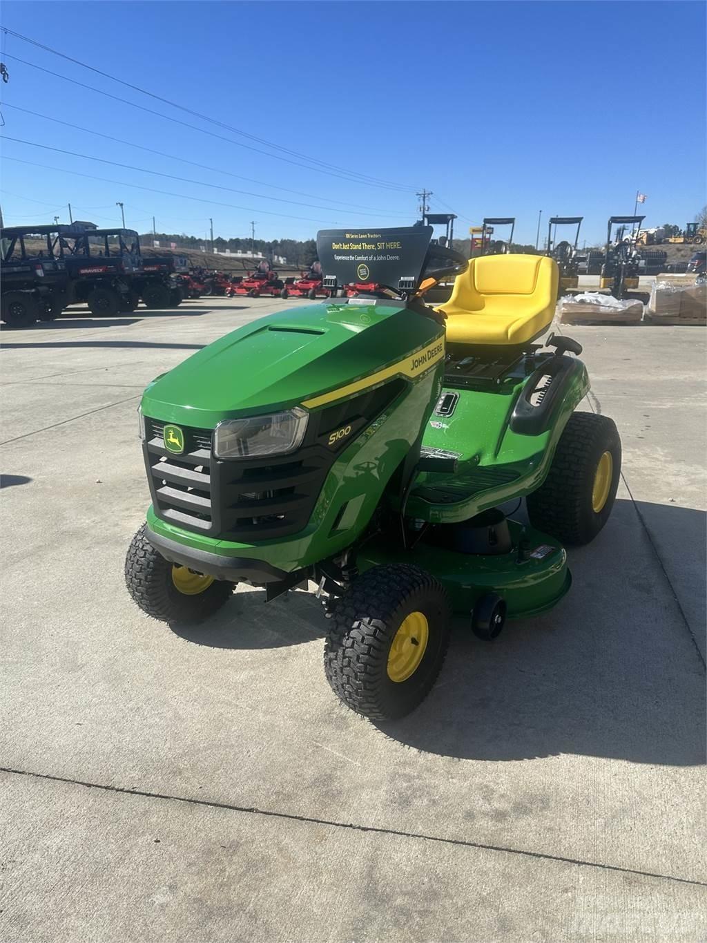 John Deere S100 Самохідні газонокосарки