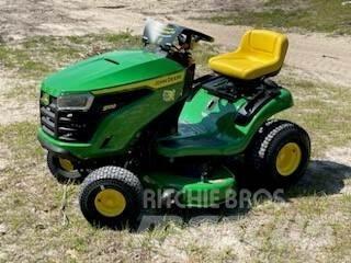 John Deere S100 Самохідні газонокосарки