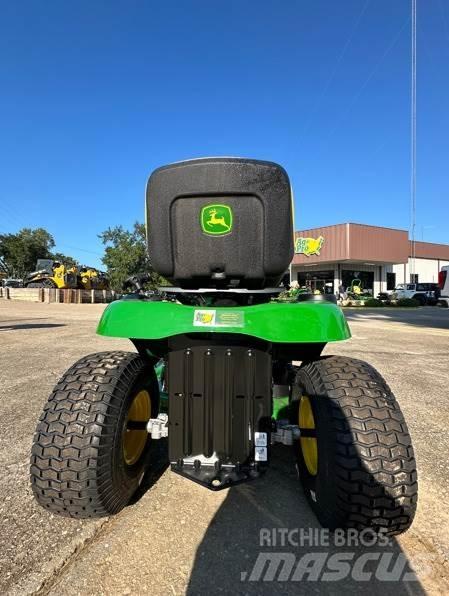 John Deere S100 Самохідні газонокосарки