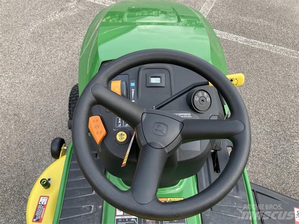 John Deere S100 Самохідні газонокосарки