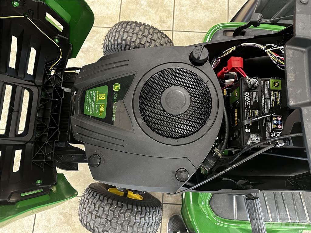 John Deere S110 Самохідні газонокосарки