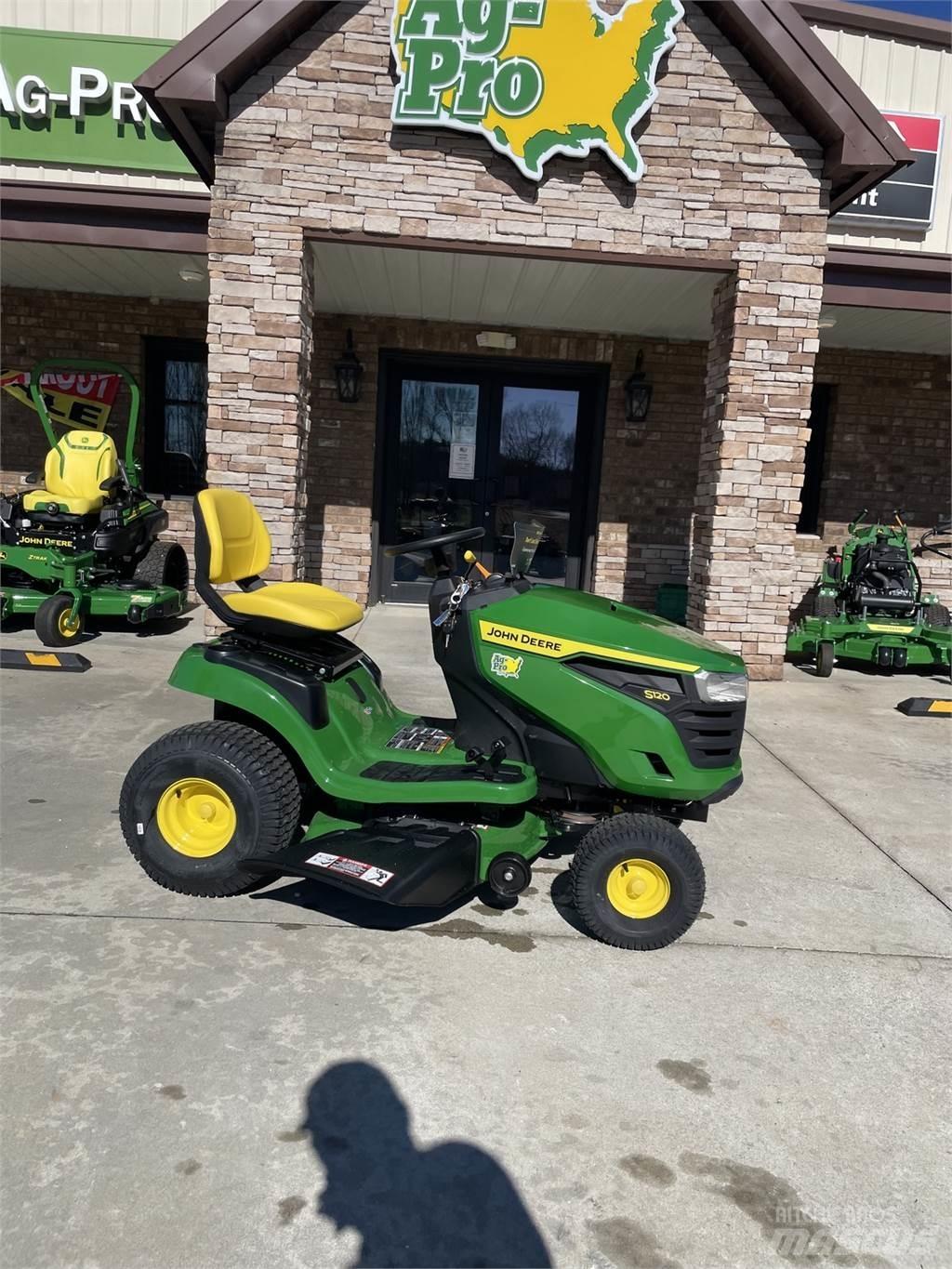 John Deere S120 Самохідні газонокосарки