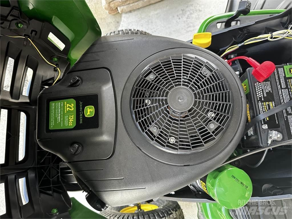 John Deere S130 Самохідні газонокосарки