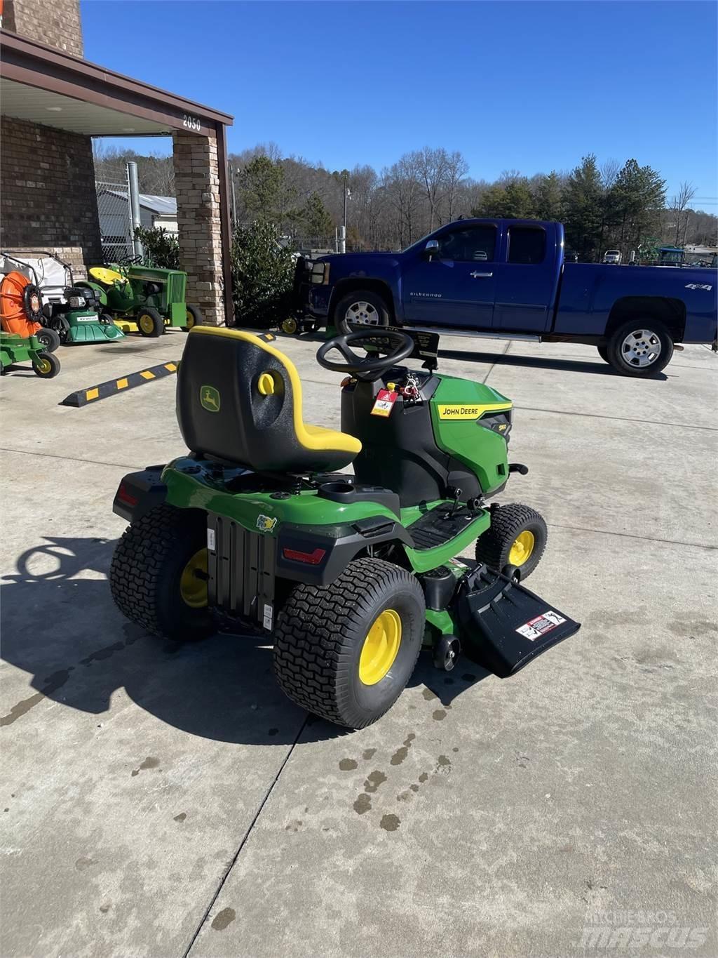 John Deere S160 Трактори