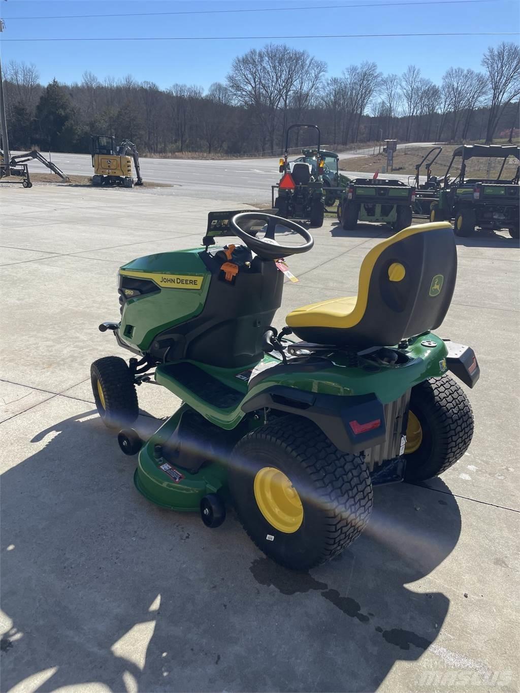 John Deere S160 Трактори