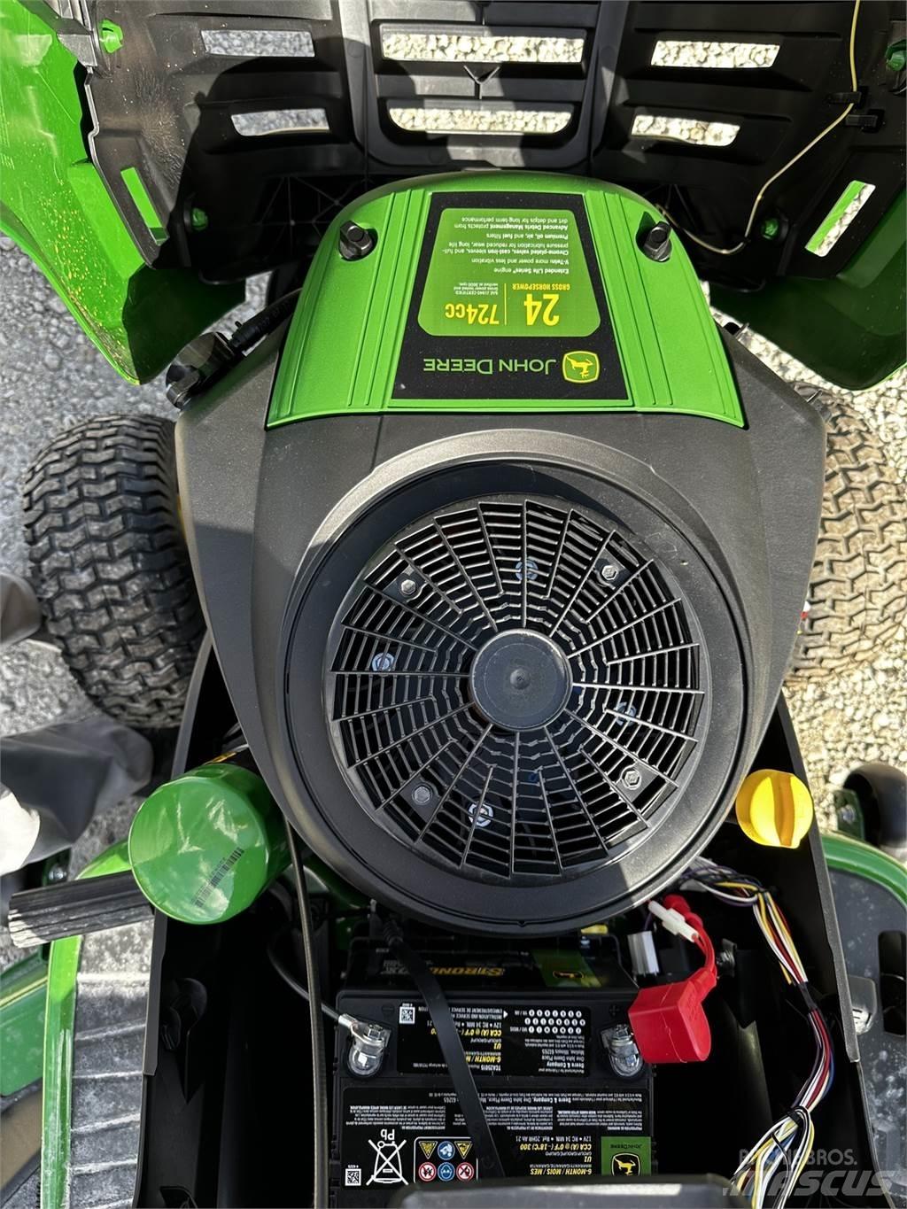 John Deere S160 Трактори