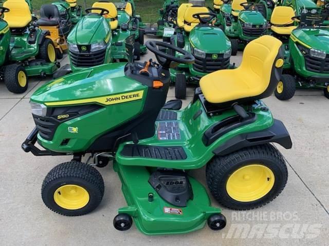 John Deere S180 Трактори